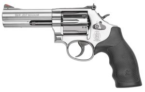Smith & Wesson 686 Distinguished Combat 38/357